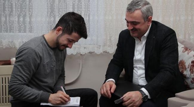 AK Parti İstanbul’dan 100 bin yeni üye ve online üyelik hamlesi