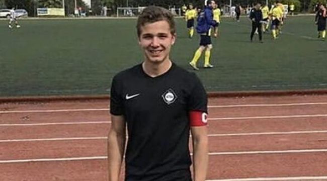 Altay'da ilk imza atan Arda Gezer oldu