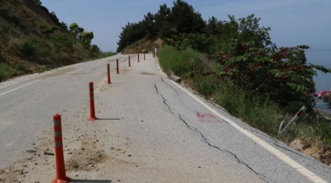 Anzak Koyu yolu trafiğe kapatıldı