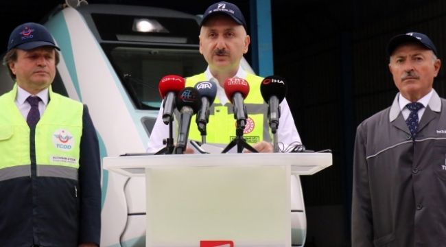 Bakan Karaismailoğlu milli tren için tarih verdi