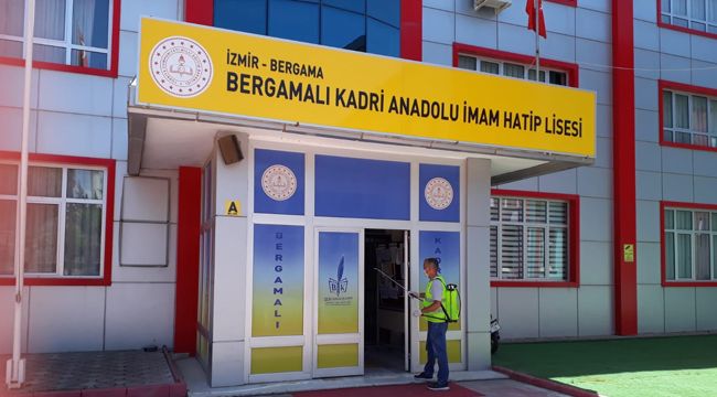 BERGAMA'DA OKULLAR LGS İÇİN DEZENFEKTE EDİLDİ  