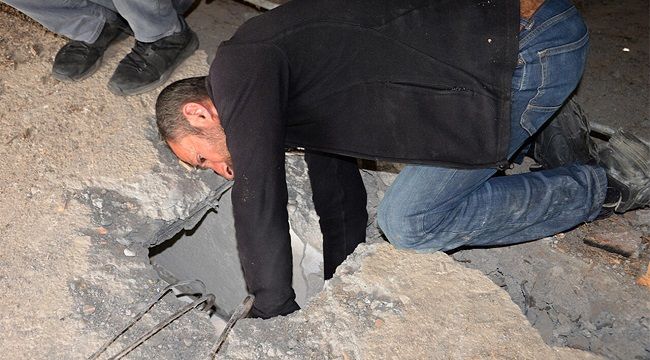 Bingöl depreminde enkaz altında kalan baba-kız anlattı