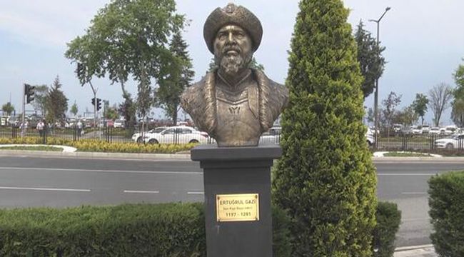 'Büst' tartışmasında 2 yönetici görevden alındı