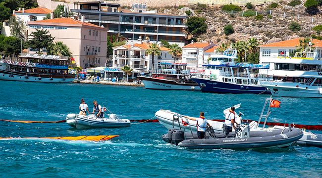 ÇEŞME MARİNA'DAN İKİ ACİL DURUM TATBİKATI