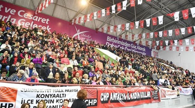 CHP Kadın Kolları Kurultayı 11 Temmuz'da yapılacak