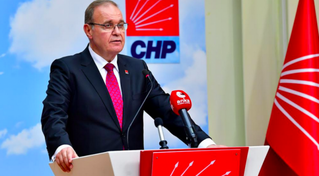 CHP Sözcüsü Faik Öztrak açıklama yapıyor