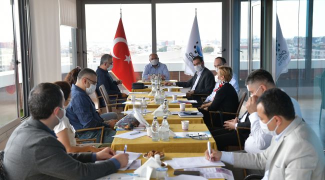 ÇİĞLİ'DE HASTANE YÖNETİCİLERİ İLE 'NORMALLEŞME' TOPLANTISI