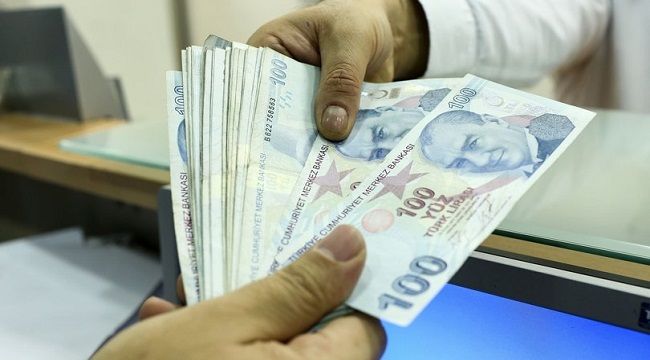 Emekliler bayram ikramiyesinde zam bekliyor