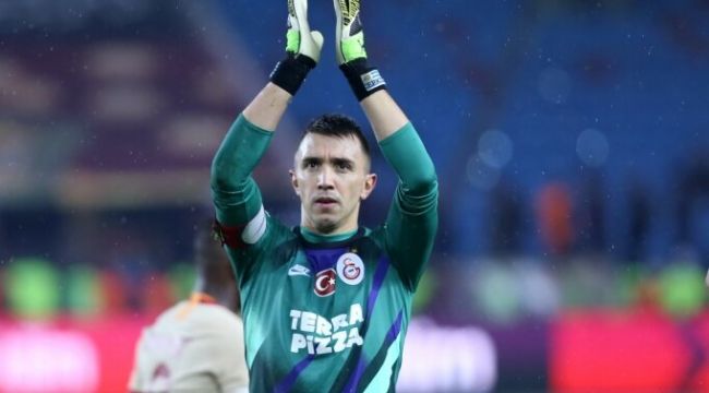 Galatasaray'dan Andone ve Muslera açıklaması