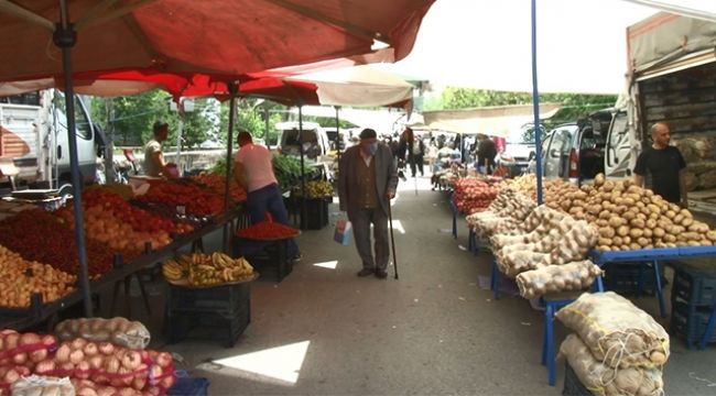 Halk pazarları boş kaldı