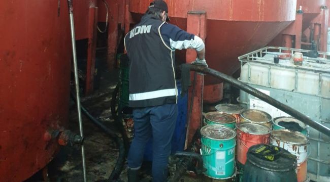 İzmir'de kaçak akaryakıt ele geçirildi
