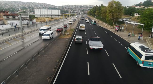 İZMİR’DE KISITLAMA BİTTİ, TRAFİK BAŞLADI