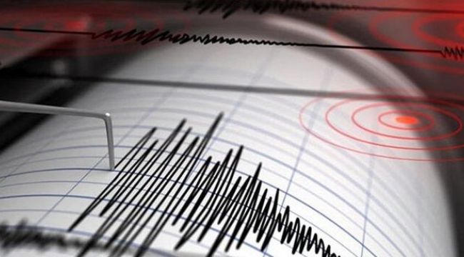 İZMİR'DE KORKUTAN  DEPREM