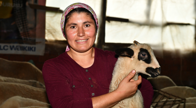 İZMİR KIRSALINDA “BAŞKA BİR TARIM” MODELİ