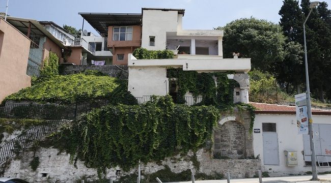 KONAK’TA SAKLI TARİH ORTAYA ÇIKIYOR