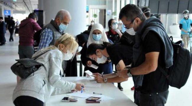 Los Angeles'te bulunan Türk vatandaşları İstanbul'da