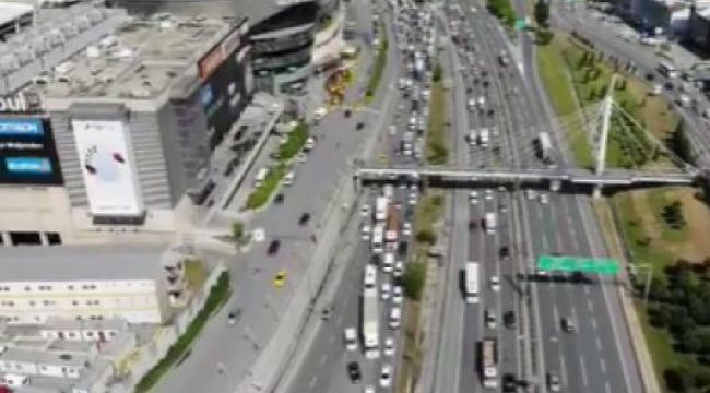 Mahmutbey Gişelerinde trafik yoğunluğu oluştu