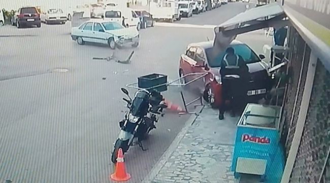 Otomobilin çarpmasından kıl payı kurtuldu