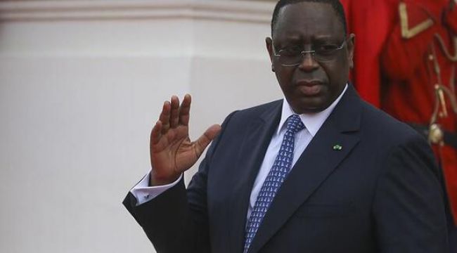 Senegal Cumhurbaşkanı Sall karantinaya alındı