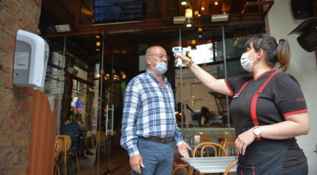 Taksim'de 'yeni normal'in ilk günü