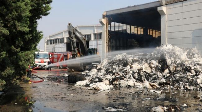 Tekstil fabrikasındaki yangının boyutu korkuttu