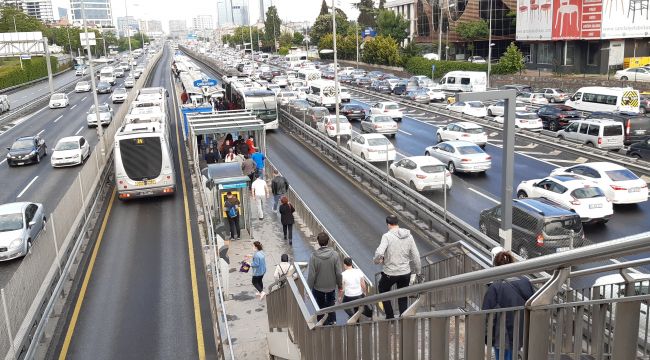 Toplu taşımada dikkat çeken yoğunluk
