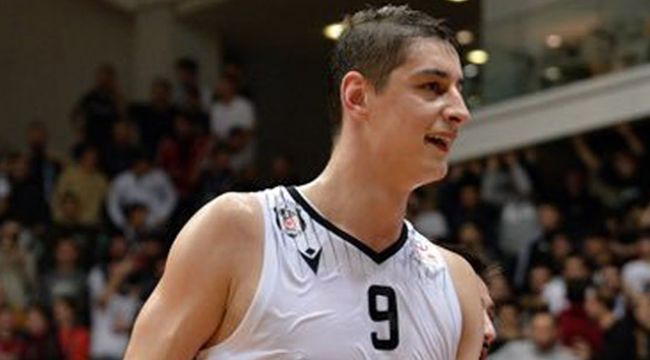 Türk Telekom'dan yeni transfer