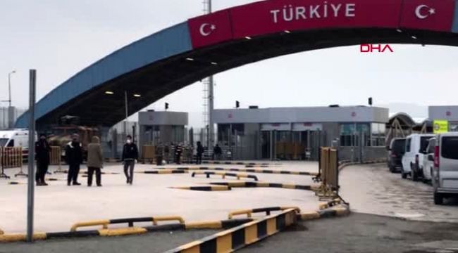 TÜRKİYE SINIR KAPILARINI AÇTI