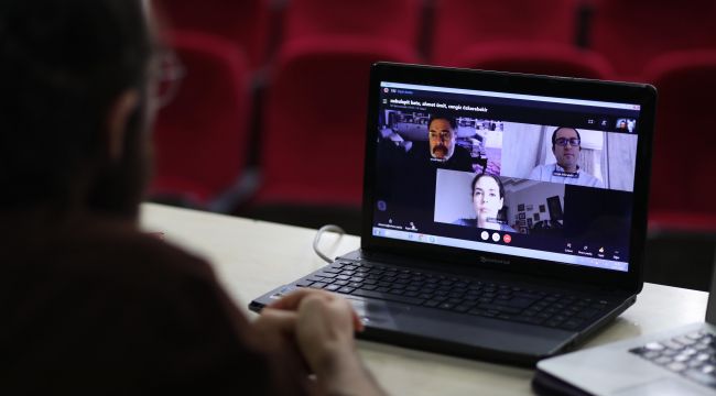 ÜNLÜ İSİMLER BAYRAKLI’DA NAZIM’I ANLATTI