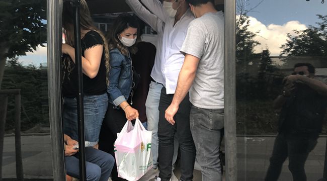 Yasağa rağmen minibüsteki yolcular şaşırttı