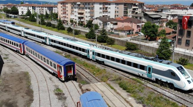Yerli ve milli hızlı tren raylara iniyor