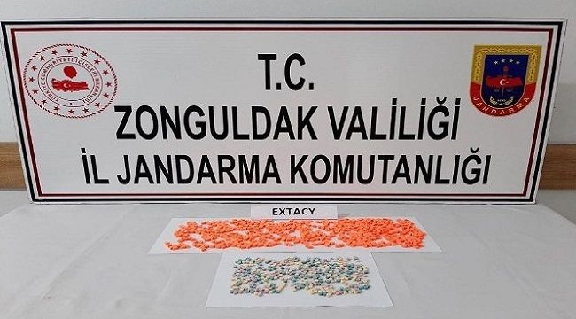 Zonguldak'ta uyuşturucu satıcıları kıskıvrak yakalandı