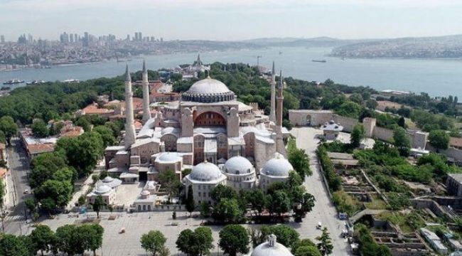 Ayasofya'ya girişler durduruldu !