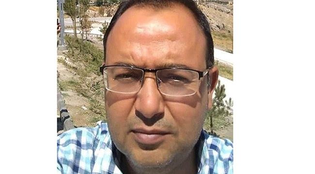 Balkondan düşen öğretmen hayatını kaybetti