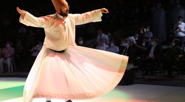 BERGAMA 15 TEMMUZ’DA TEK YUMRUK OLDU