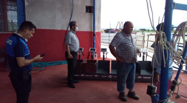 BERGAMA’DA KURBAN KESİM YERLERİ DENETLENDİ