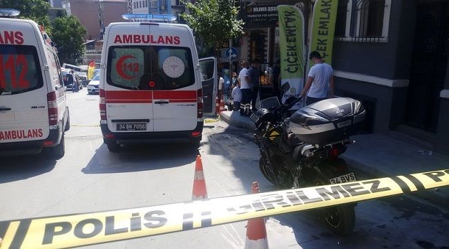 Beyoğlu’nda iki kişi birbirini bira şişesiyle yaraladı!