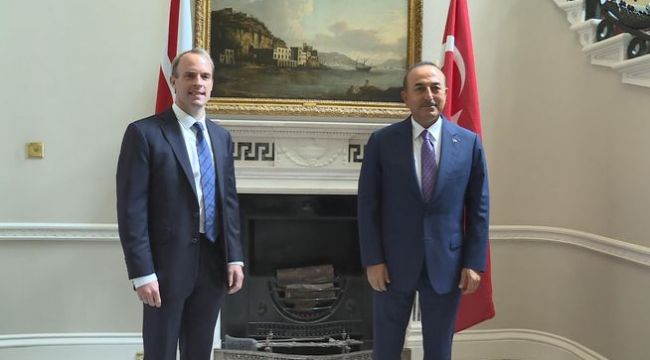 Bakan Çavuşoğlu, İngiltere Başbakanı Johnson ile görüştü!