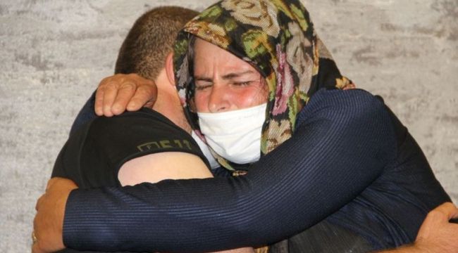 Diyarbakır annelerinden biri daha evladına kavuştu