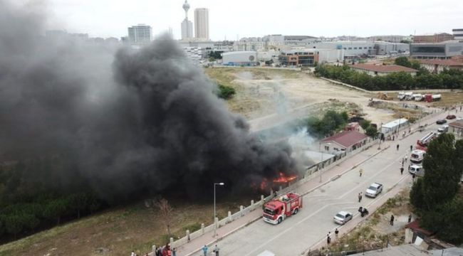 Esenyurt'ta işçilerin kaldığı konteynerlerde yangın