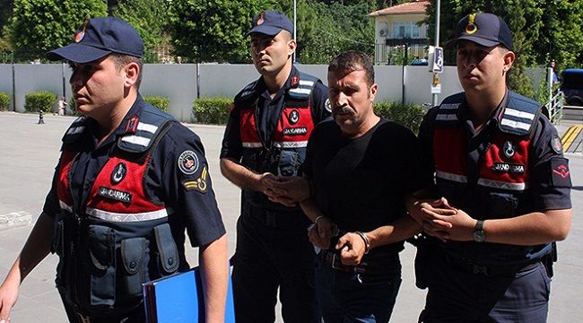 Eşini 25 bıçak darbesiyle öldüren caniye müebbet