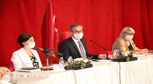 GAZİEMİR BELEDİYE BAŞKANI'NDAN CHP'Lİ ÜYEYE TEPKİ