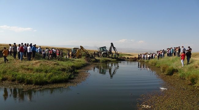 Gölette serinlemeye çalışan çocuk boğuldu