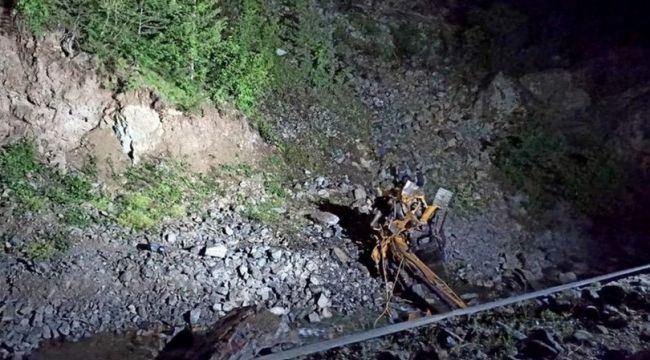 Gümüşhane'de yol yapımı sırasında heyelan faciası