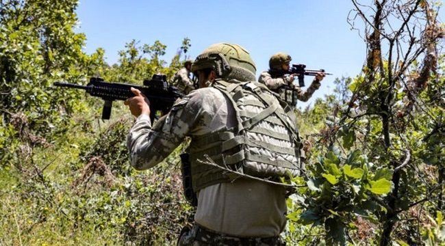 Irak'ın kuzeyinden kaçan 4 terörist teslim oldu