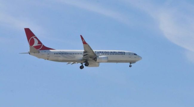 İran ve Afganistan'a uçuşlar yeniden askıya alındı