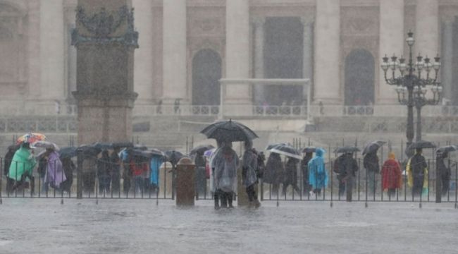 İtalya'nın Sicilya adasında sel felaketi
