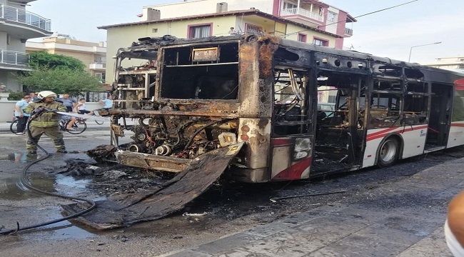 İZMİR’DE FACİADAN DÖNÜLDÜ