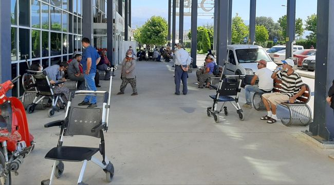 İZMİR'DE TEKEL BAYİ CİNAYETİ