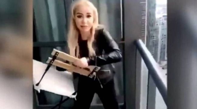 Kanada'da 45. kattan sandalye fırlatan kıza cezası